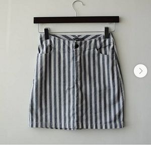 Brandy Melville Kassia skirt